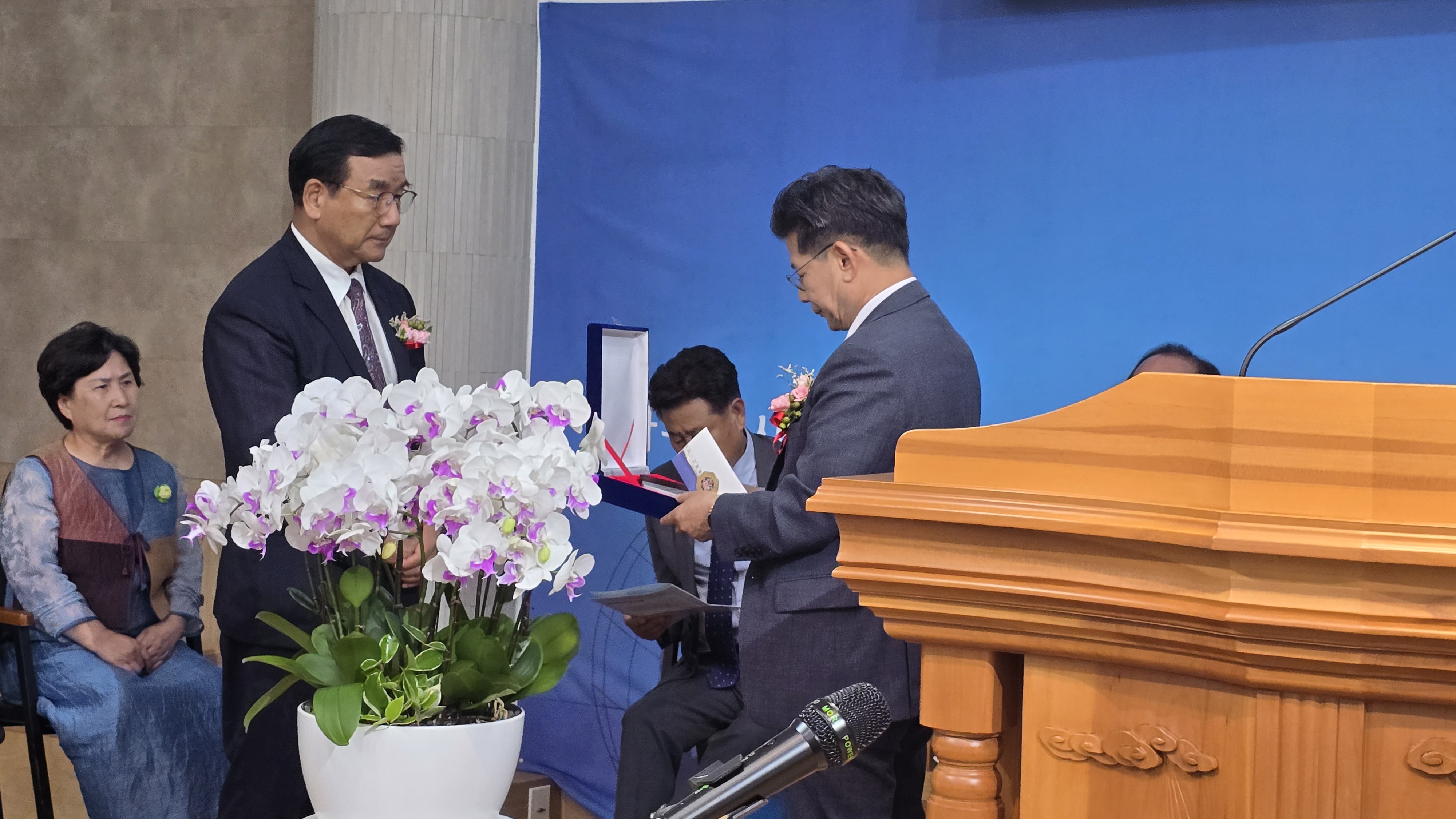 나주한사랑교회(나주와교회) 합병감사예배 및 김진만원로목사 추대식